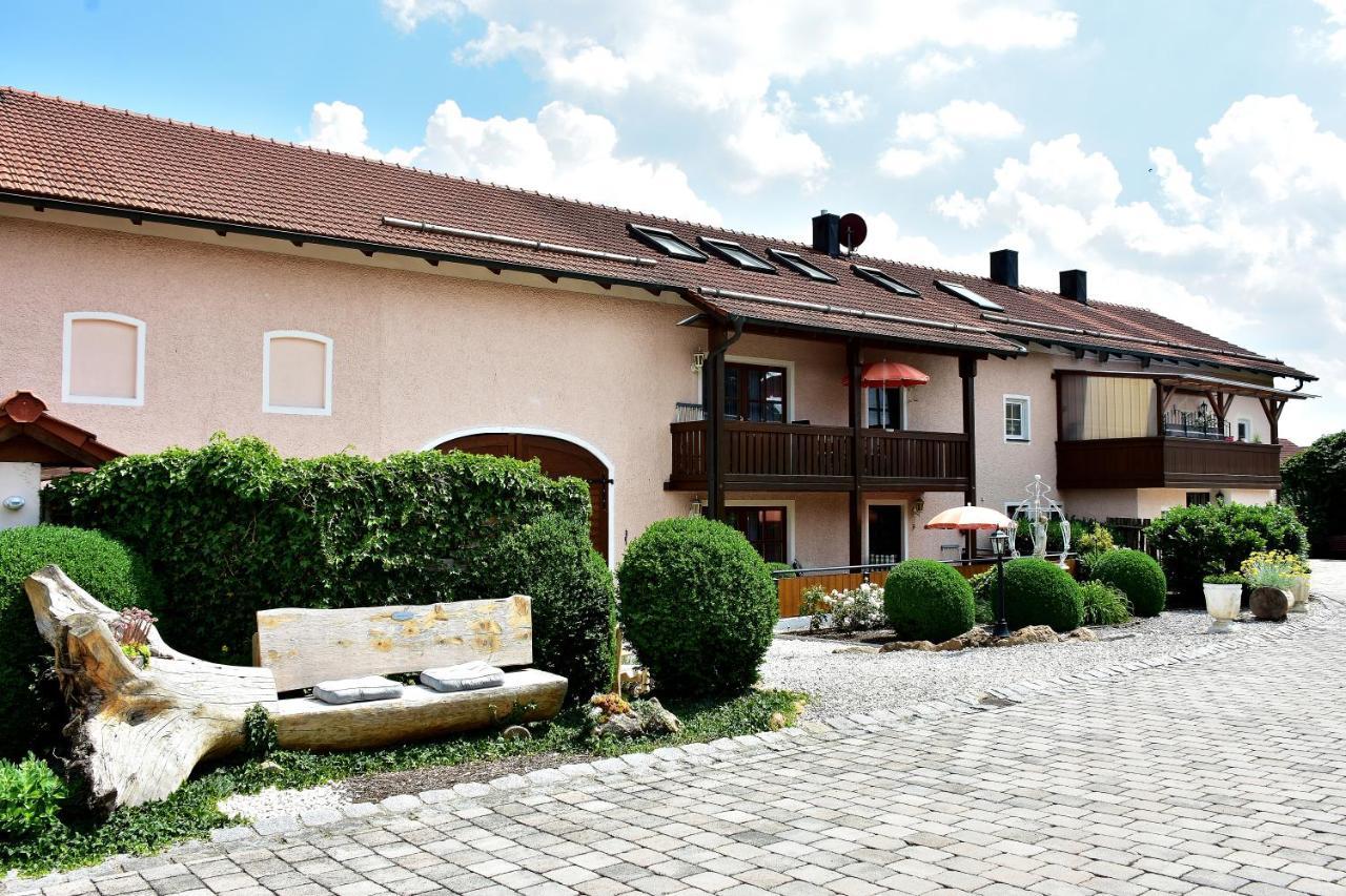 Ferienwohnungen Bloier Bad Birnbach Exterior foto